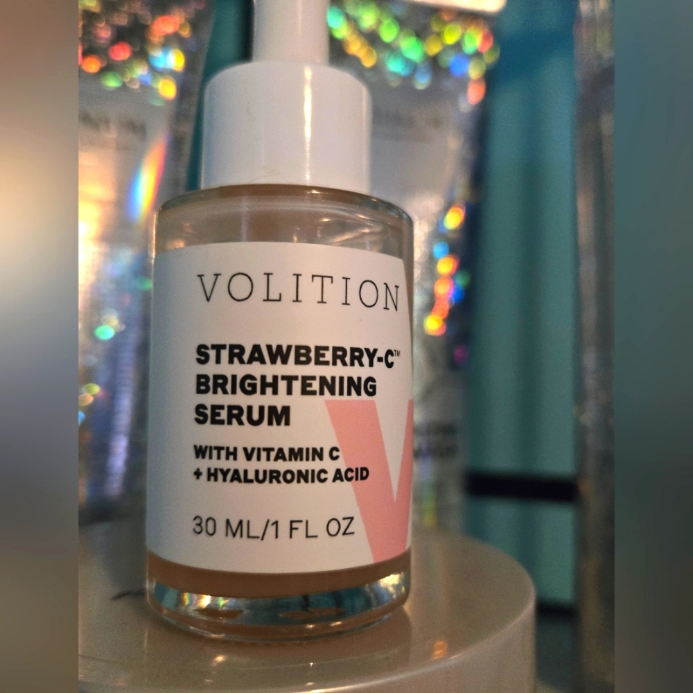 Strawberry-C Brightening Serum